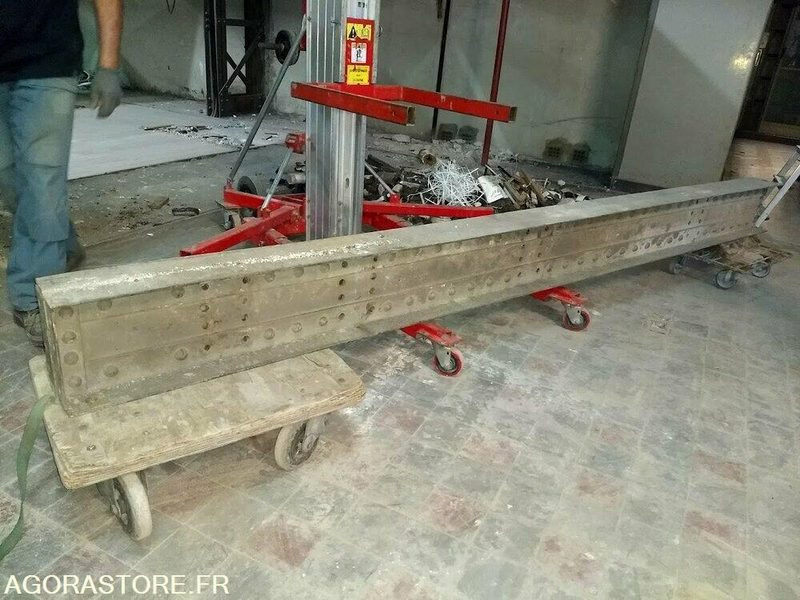 Plancher métallique industriel style Eiffel - Szerszám/ Felszerelés: 4 kép. Plancher métallique industriel style Eiffel - Szerszám/ Felszerelés: 4 kép.