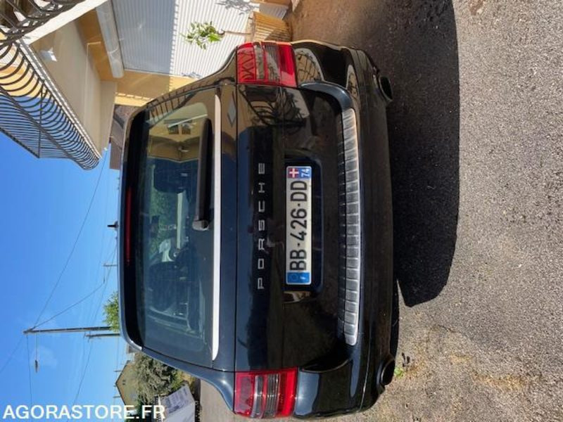 Porsche Cayenne V6 - 312 234 kms - 2004 - Terepjáró/ SUV: 4 kép. Porsche Cayenne V6 - 312 234 kms - 2004 - Terepjáró/ SUV: 4 kép.