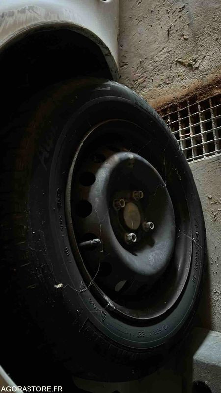 Autó RENAULT CLIO - 2010- 233000 KM - AW791XJ: 14 kép.