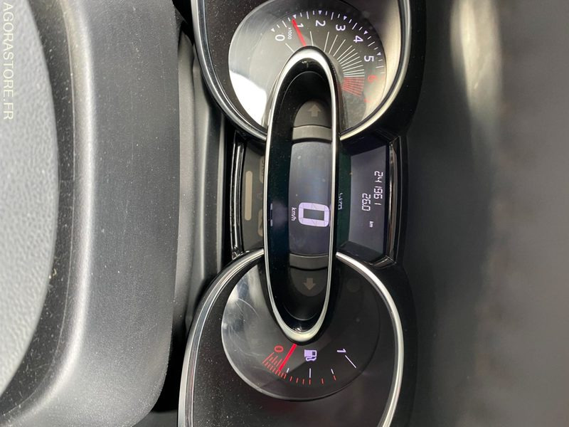 Kombi RENAULT CLIO IV ESTATE 241900: 12 kép. Kombi RENAULT CLIO IV ESTATE 241900: 12 kép.