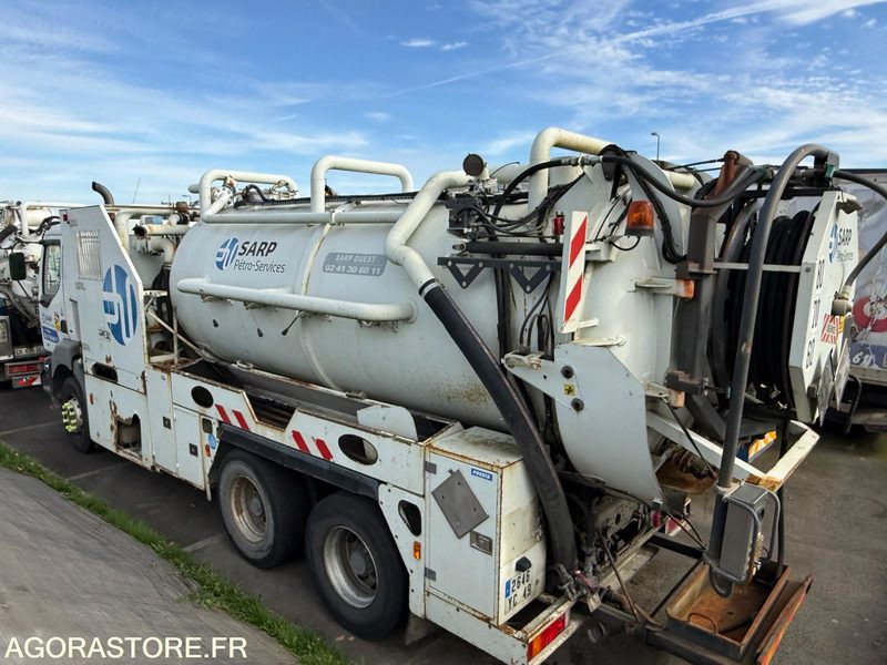 RENAULT HYDROCUREUR ADR 2646-YC-49 VENTE EXPORT EXCLUSIVEMENT - Szippantós autó: 3 kép. RENAULT HYDROCUREUR ADR 2646-YC-49 VENTE EXPORT EXCLUSIVEMENT - Szippantós autó: 3 kép.