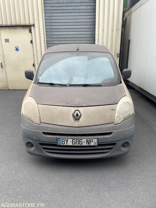 RENAULT KANGOO - 2011 - 157271KMs - BY-686-NP - Kis furgon: 1 kép. RENAULT KANGOO - 2011 - 157271KMs - BY-686-NP - Kis furgon: 1 kép.