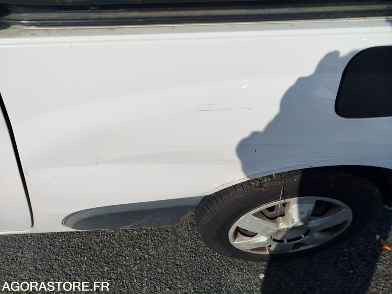 RENAULT KANGOO - 2013 - Kis furgon: 5 kép. RENAULT KANGOO - 2013 - Kis furgon: 5 kép.