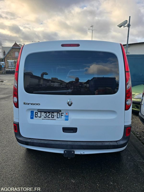 RENAULT KANGOO BJ 326 DF - 109223kms - 2011 - Autó: 2 kép. RENAULT KANGOO BJ 326 DF - 109223kms - 2011 - Autó: 2 kép.