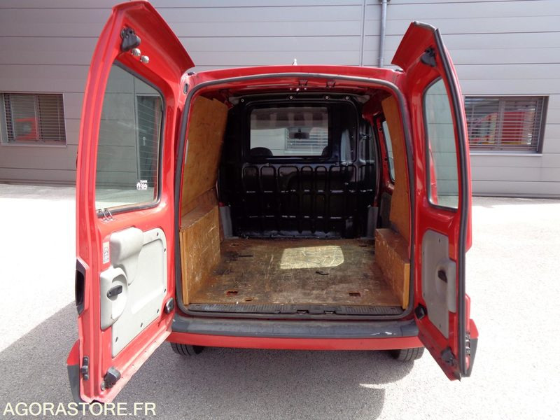 RENAULT KANGOO - Kis furgon: 5 kép. RENAULT KANGOO - Kis furgon: 5 kép.