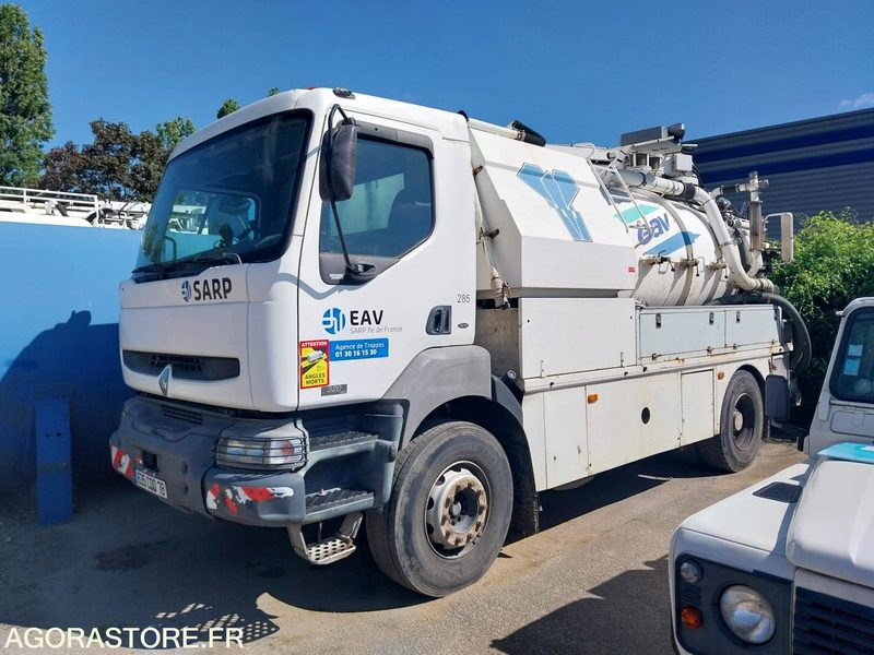 RENAULT Kerax Hydrocureur HUWER 2003 - 225000 KM ROULANT VENTE EXPORT UNIQUEMENT - Szippantós autó: 2 kép. RENAULT Kerax Hydrocureur HUWER 2003 - 225000 KM ROULANT VENTE EXPORT UNIQUEMENT - Szippantós autó: 2 kép.