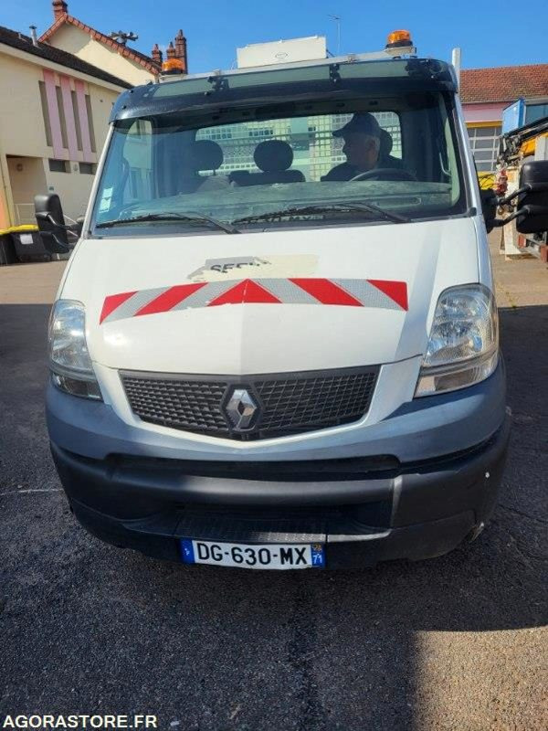RENAULT MASCOTT BENNNE BASCULANTE (sans contrôle technique) - Billenőplatós kisteherautó: 2 kép. RENAULT MASCOTT BENNNE BASCULANTE (sans contrôle technique) - Billenőplatós kisteherautó: 2 kép.