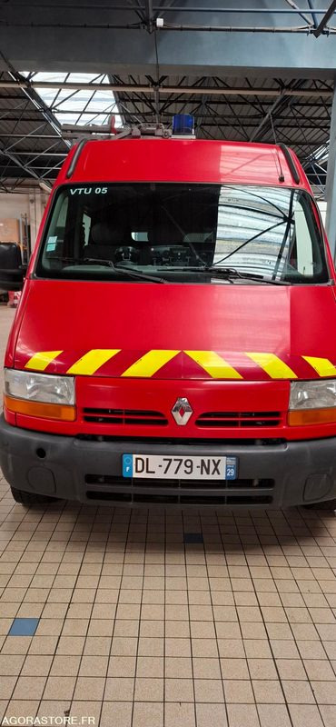 RENAULT MASTER 2.2 dCi 90 - DL779NX - Furgon: 3 kép. RENAULT MASTER 2.2 dCi 90 - DL779NX - Furgon: 3 kép.