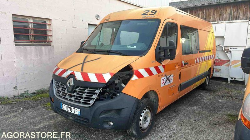 RENAULT MASTER - 2016 - ED-070-TP - Furgon: 2 kép. RENAULT MASTER - 2016 - ED-070-TP - Furgon: 2 kép.