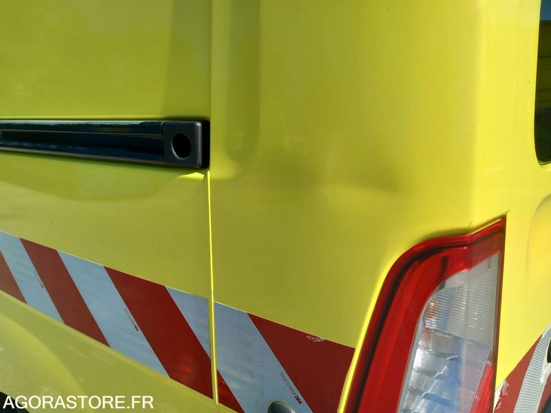 RENAULT MASTER DCI100 (HR0815) - Kis furgon: 5 kép. RENAULT MASTER DCI100 (HR0815) - Kis furgon: 5 kép.
