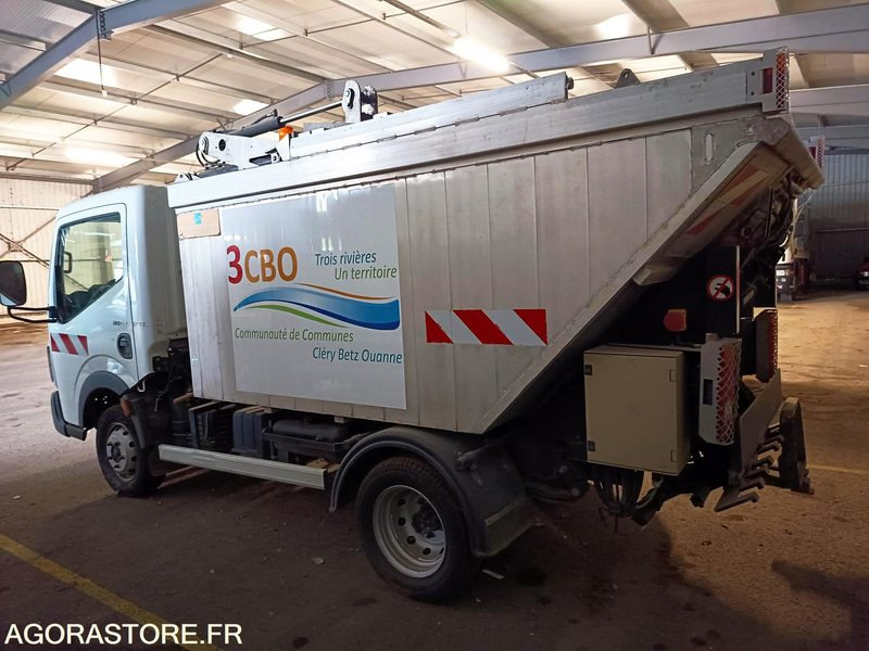 RENAULT MAXITY MINI-BENNE 198000kms 2013 - Billenőplatós kisteherautó: 4 kép. RENAULT MAXITY MINI-BENNE 198000kms 2013 - Billenőplatós kisteherautó: 4 kép.