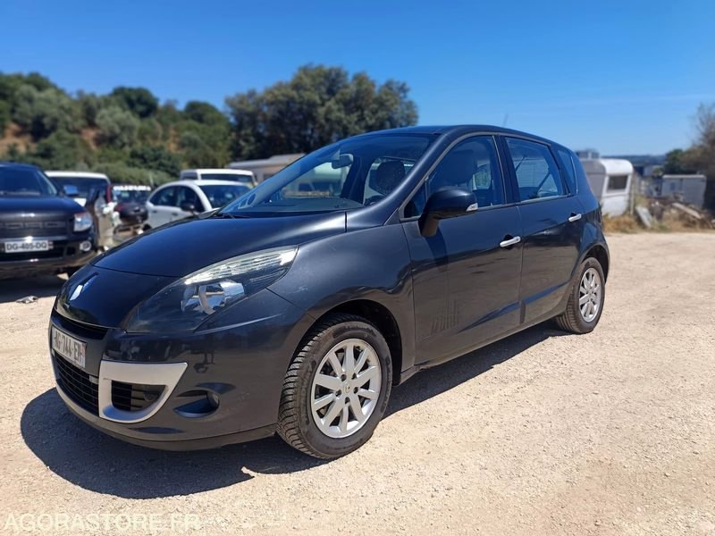 RENAULT SCENIC III 1.5 DCI 110CV - 2009 - 155000KMS - Autó: 2 kép. RENAULT SCENIC III 1.5 DCI 110CV - 2009 - 155000KMS - Autó: 2 kép.