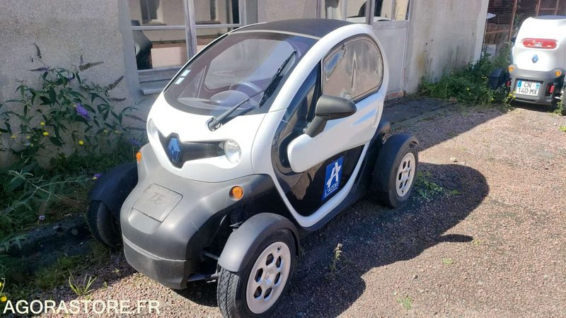 RENAULT TWIZY - 2012 - 6410 KM - ATV/ Quad: 1 kép. RENAULT TWIZY - 2012 - 6410 KM - ATV/ Quad: 1 kép.