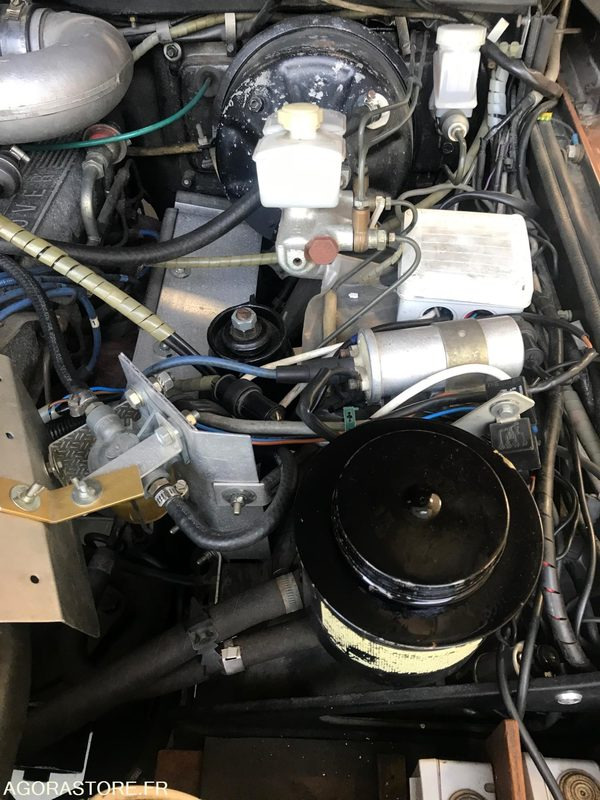 Range Rover v8 - Terepjáró/ SUV: 5 kép. Range Rover v8 - Terepjáró/ SUV: 5 kép.