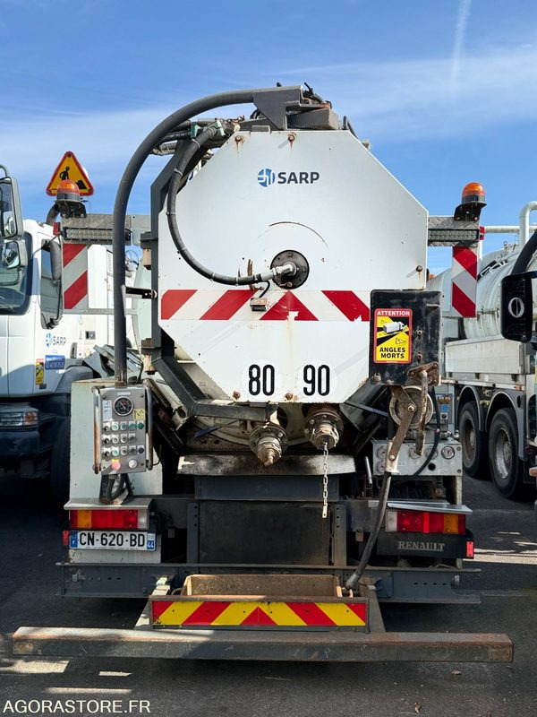 Renault Hydrocureur 19T - CN-620-BD - Vente Export Exclusivement - Szippantós autó: 2 kép. Renault Hydrocureur 19T - CN-620-BD - Vente Export Exclusivement - Szippantós autó: 2 kép.