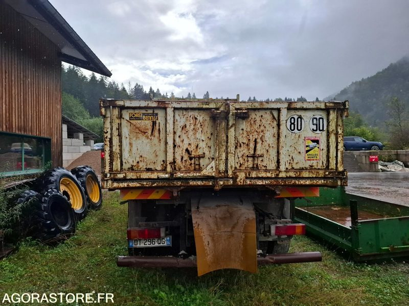 Renault KERAX 2004 - 252967 kms - Billenőplatós kisteherautó: 3 kép. Renault KERAX 2004 - 252967 kms - Billenőplatós kisteherautó: 3 kép.