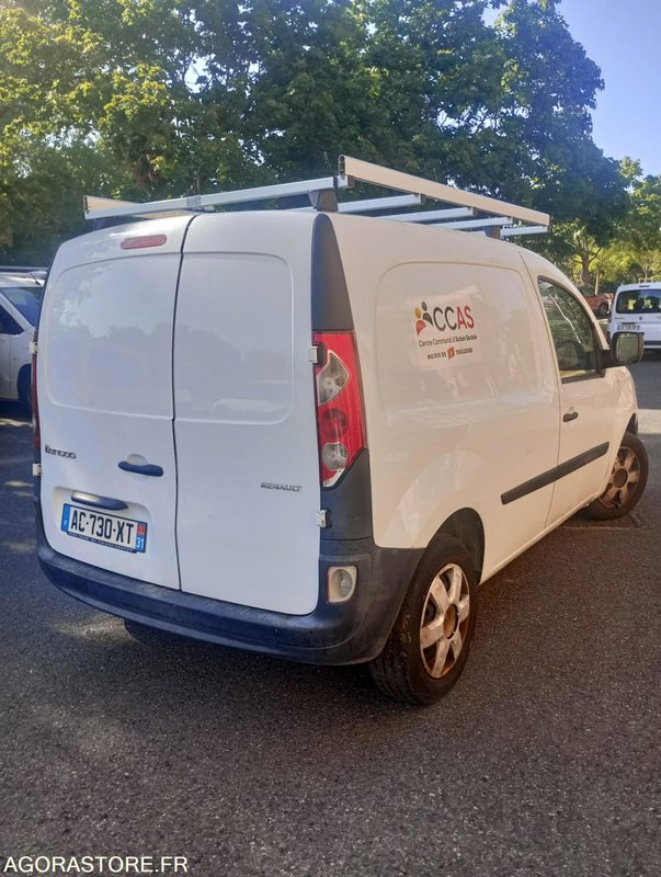 Renault Kangoo 2009 136505 kms - Kis furgon: 2 kép. Renault Kangoo 2009 136505 kms - Kis furgon: 2 kép.
