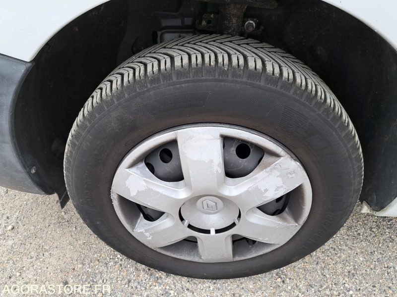 Renault Kangoo - 2012 - 102431kms - Kis furgon: 5 kép. Renault Kangoo - 2012 - 102431kms - Kis furgon: 5 kép.