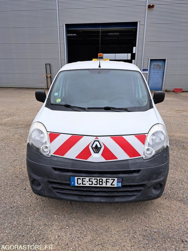 Renault Kangoo - 2012 - 102431kms - Kis furgon: 1 kép. Renault Kangoo - 2012 - 102431kms - Kis furgon: 1 kép.