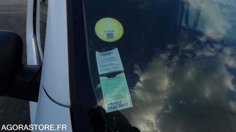 Renault Kangoo DL-842-MS (ASST) - Kis furgon: 3 kép. Renault Kangoo DL-842-MS (ASST) - Kis furgon: 3 kép.