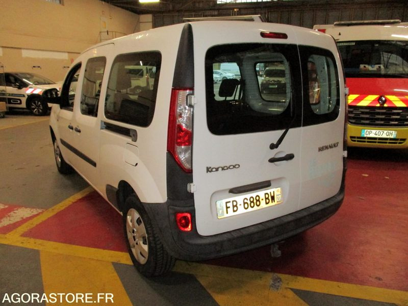 Renault Kangoo électrique - 2018 - 11391 kms - Kis furgon, Elektromos kisteherautó: 4 kép. Renault Kangoo électrique - 2018 - 11391 kms - Kis furgon, Elektromos kisteherautó: 4 kép.