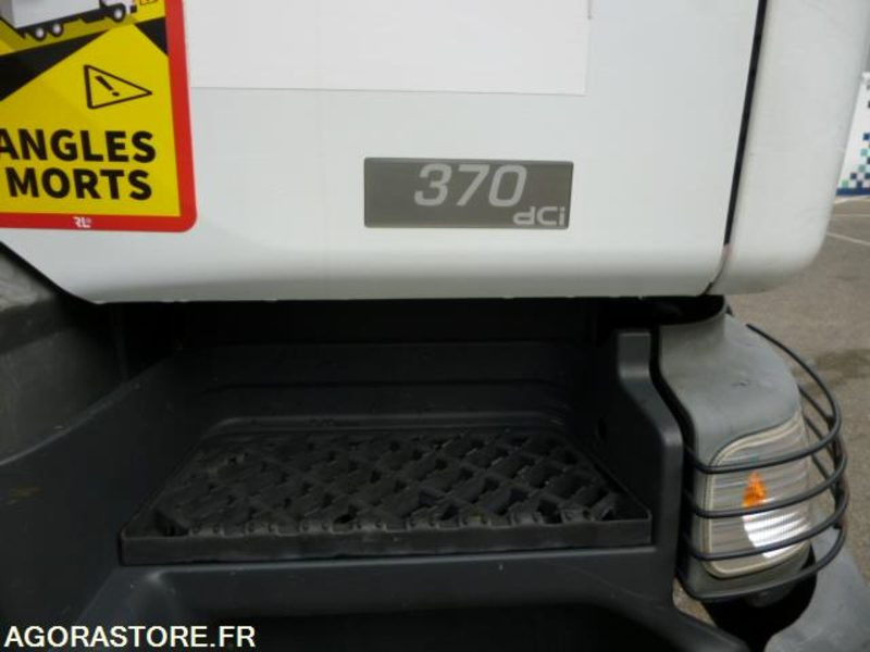 Renault Kerax 6x4 370DCI bras de dépose Marrel 16000kgs 521550 kms 2003 - Horgos rakodó teherautó, Darus autó: 5 kép. Renault Kerax 6x4 370DCI bras de dépose Marrel 16000kgs 521550 kms 2003 - Horgos rakodó teherautó, Darus autó: 5 kép.