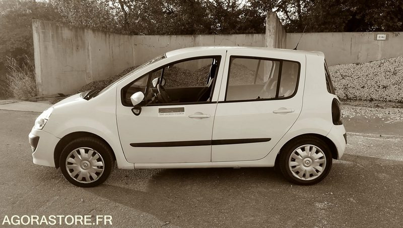 Renault MODUS - Autó: 2 kép. Renault MODUS - Autó: 2 kép.