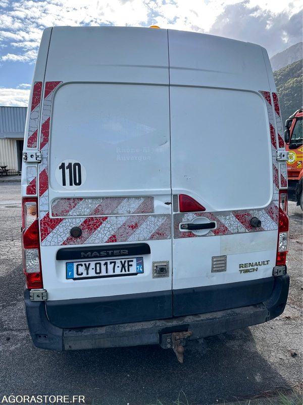 Renault Master - 2013 - 174908kms (P1510287) - Furgon: 4 kép. Renault Master - 2013 - 174908kms (P1510287) - Furgon: 4 kép.