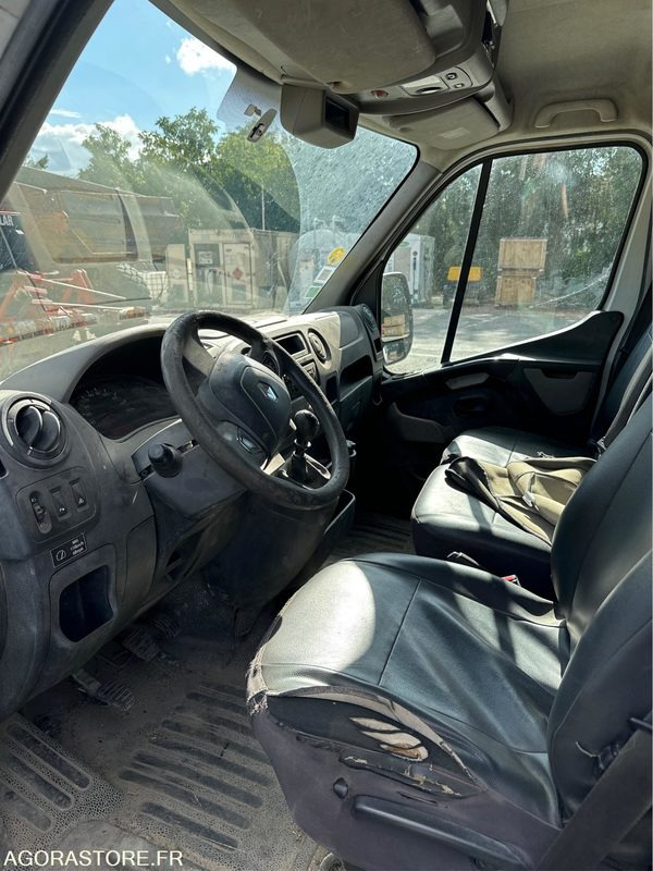 Renault Master - 2013 - 197524kms (P1509880) - Furgon: 5 kép. Renault Master - 2013 - 197524kms (P1509880) - Furgon: 5 kép.