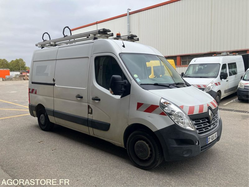 Renault Master - 2015 - 270404kms (P1511963) - Furgon: 4 kép. Renault Master - 2015 - 270404kms (P1511963) - Furgon: 4 kép.