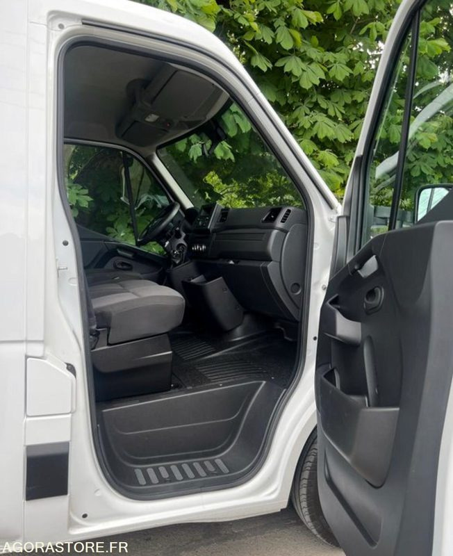 Renault Master Benne basculante R3500RJ 2020 - 60785KM - Billenőplatós kisteherautó: 3 kép. Renault Master Benne basculante R3500RJ 2020 - 60785KM - Billenőplatós kisteherautó: 3 kép.