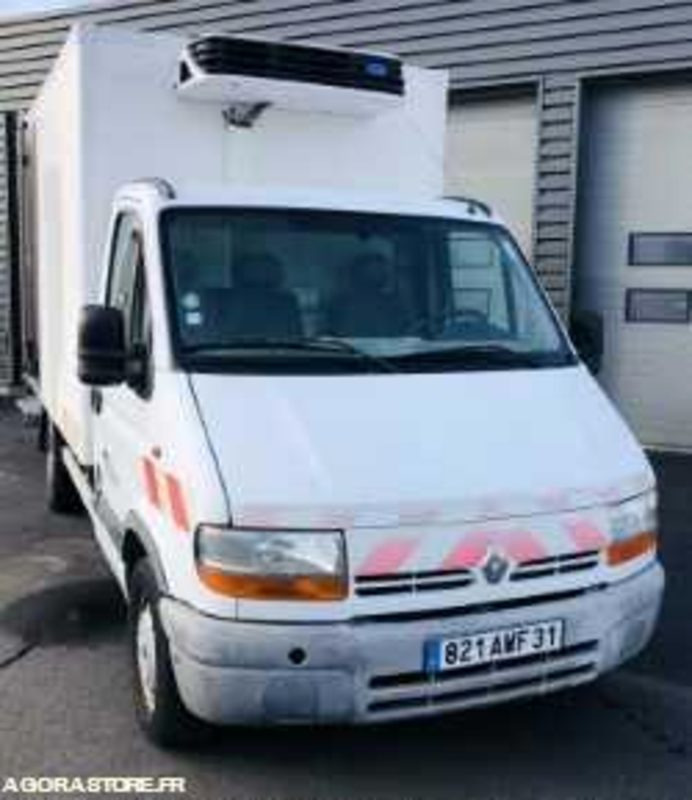 Renault Master Frigorifique 3T5 - 245575km - 2002 - Hűtős kisteherautó: 1 kép. Renault Master Frigorifique 3T5 - 245575km - 2002 - Hűtős kisteherautó: 1 kép.