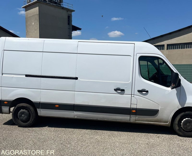 Renault Master III FG F3500 L3H2 - 2019 - 196 000km - Furgon: 4 kép. Renault Master III FG F3500 L3H2 - 2019 - 196 000km - Furgon: 4 kép.