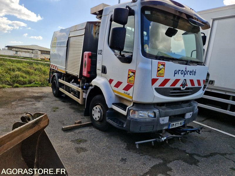 Renault Midlum -2011 - 85714 - BM871NQ - Utcaseprő gép: 2 kép. Renault Midlum -2011 - 85714 - BM871NQ - Utcaseprő gép: 2 kép.