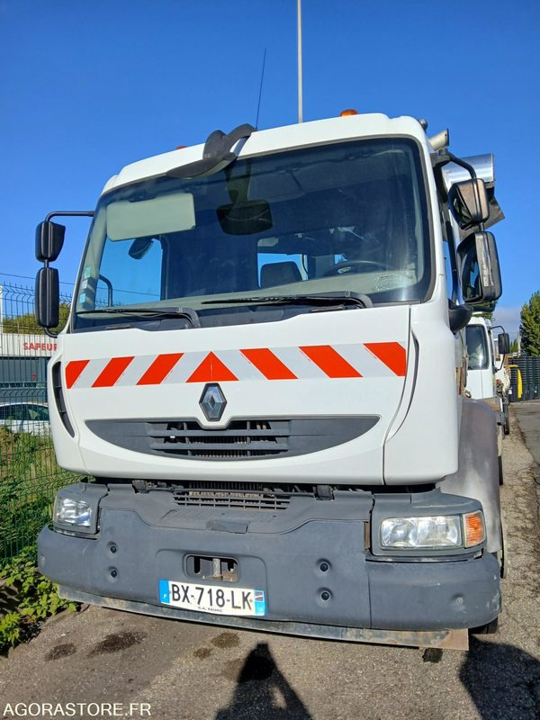 Renault Midlum BX-718-LK - Horgos rakodó teherautó: 1 kép. Renault Midlum BX-718-LK - Horgos rakodó teherautó: 1 kép.