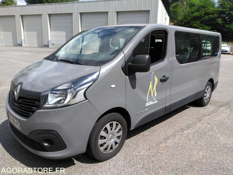 Renault Trafic 2017 114300 kms - Minibusz, Kisbusz: 1 kép. Renault Trafic 2017 114300 kms - Minibusz, Kisbusz: 1 kép.