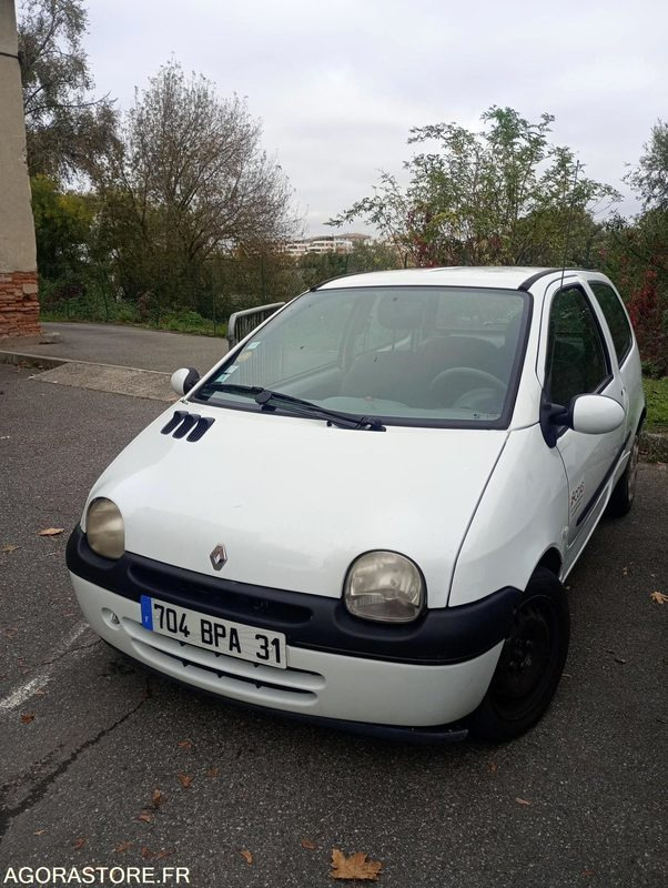 Renault Twingo 2005 108501kms - Autó: 1 kép. Renault Twingo 2005 108501kms - Autó: 1 kép.