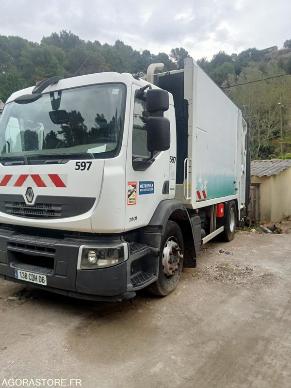 Renault Véhicule Industriel - Premium 280 - Szemetesautó: 3 kép. Renault Véhicule Industriel - Premium 280 - Szemetesautó: 3 kép.