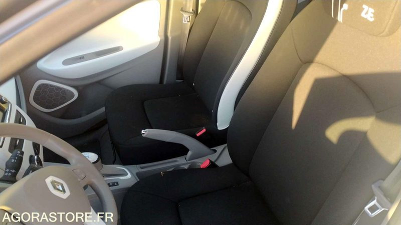 Autó Renault Zoe - 2016: 11 kép.