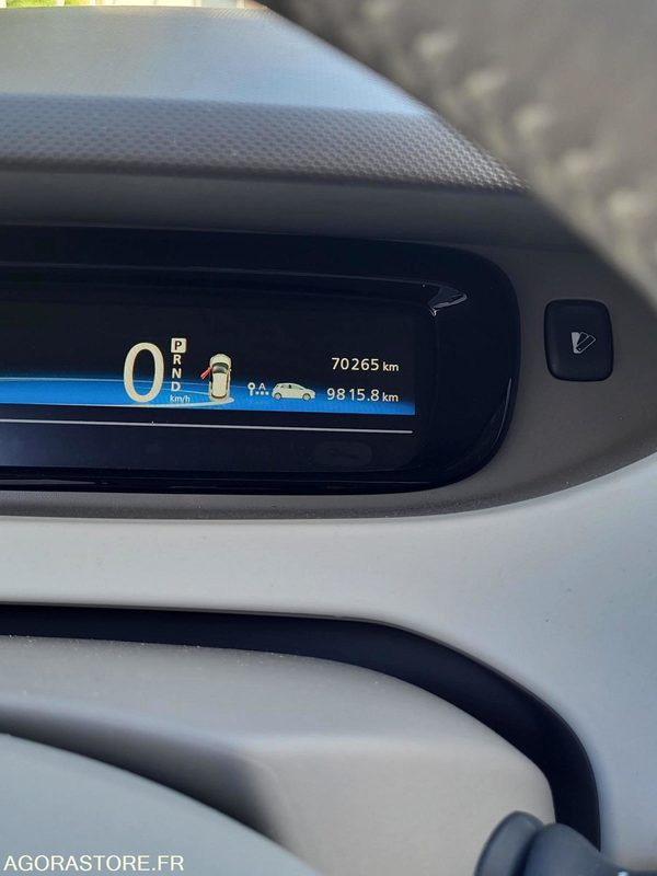 Renault Zoé 70265 kms FD266AT - Autó: 3 kép. Renault Zoé 70265 kms FD266AT - Autó: 3 kép.