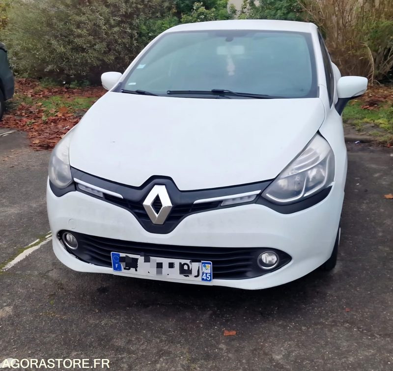 Renault clio iv 1.5 dci clim régulateur 5 places - Autó: 2 kép. Renault clio iv 1.5 dci clim régulateur 5 places - Autó: 2 kép.