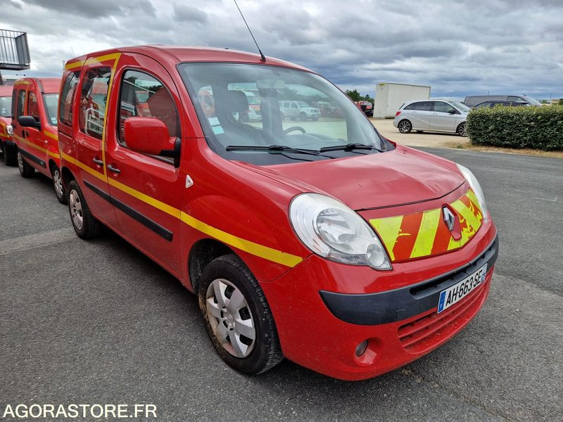 Renault kangoo - AH663SE - Kis furgon: 2 kép. Renault kangoo - AH663SE - Kis furgon: 2 kép.
