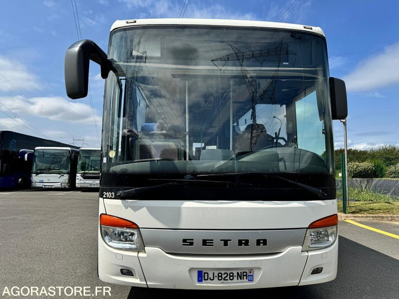 SETRA 416 H EURO 6 - 2014 - 909000 Kms - Távolsági busz: 2 kép. SETRA 416 H EURO 6 - 2014 - 909000 Kms - Távolsági busz: 2 kép.