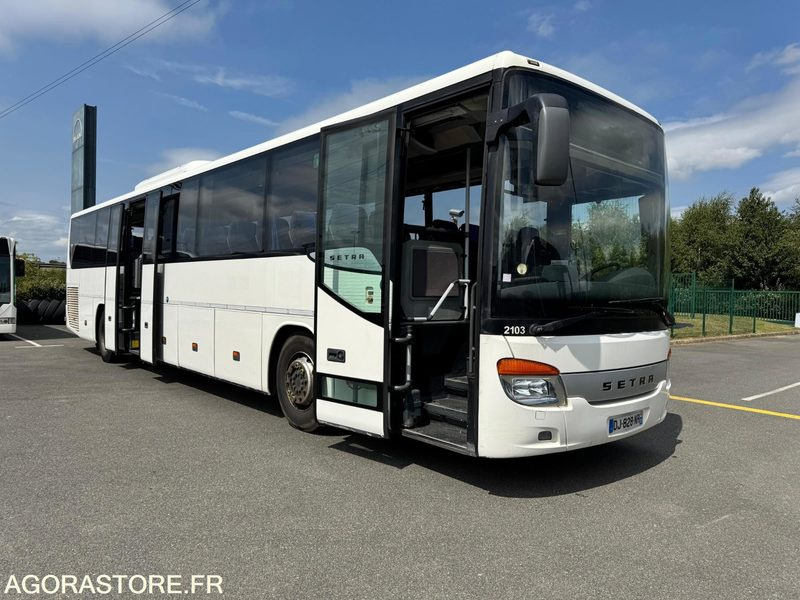 SETRA 416 H EURO 6 - 2014 - 909000 Kms - Távolsági busz: 3 kép. SETRA 416 H EURO 6 - 2014 - 909000 Kms - Távolsági busz: 3 kép.