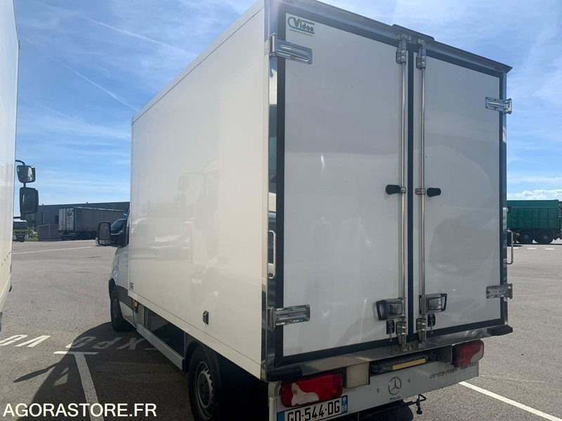 SPRINTER 316 FRIGO THERMOKING - 2021 - 78000Kms - Hűtős kisteherautó: 4 kép. SPRINTER 316 FRIGO THERMOKING - 2021 - 78000Kms - Hűtős kisteherautó: 4 kép.