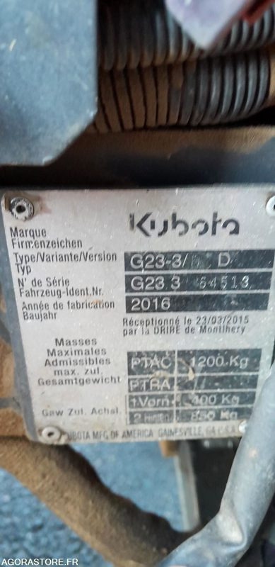TONDEUSE AUTOPORTEE KUBOTA G23 - Kerti fűkasza: 3 kép. TONDEUSE AUTOPORTEE KUBOTA G23 - Kerti fűkasza: 3 kép.