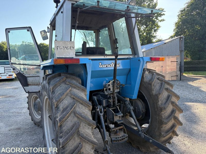 TRACTEUR AGRICOLE LANDINI 4X4 85 CV - Traktor: 3 kép. TRACTEUR AGRICOLE LANDINI 4X4 85 CV - Traktor: 3 kép.