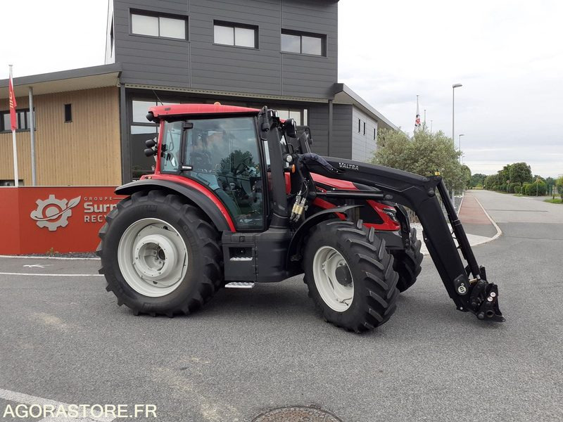 TRACTEUR VALTRA G115 ACTIVE -GARANTI 1 AN- - Traktor: 1 kép. TRACTEUR VALTRA G115 ACTIVE -GARANTI 1 AN- - Traktor: 1 kép.