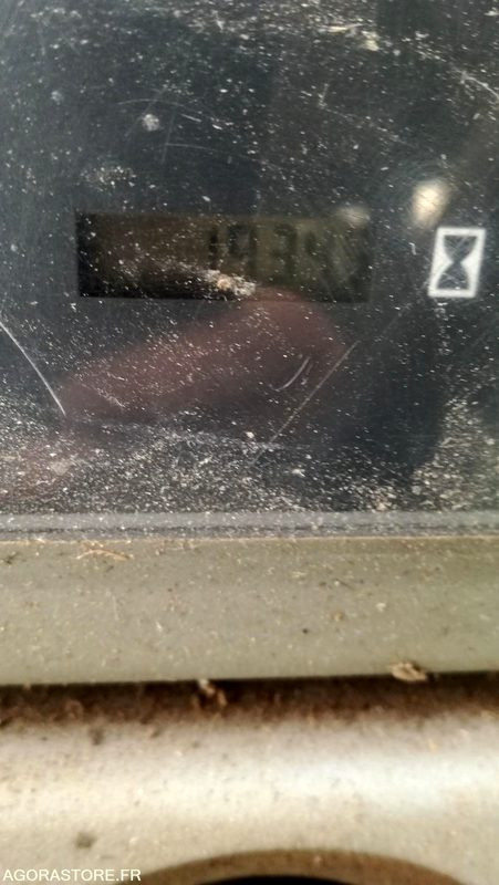 TRACTOPELLE TEREX 820 - Kotrórakodó: 4 kép. TRACTOPELLE TEREX 820 - Kotrórakodó: 4 kép.