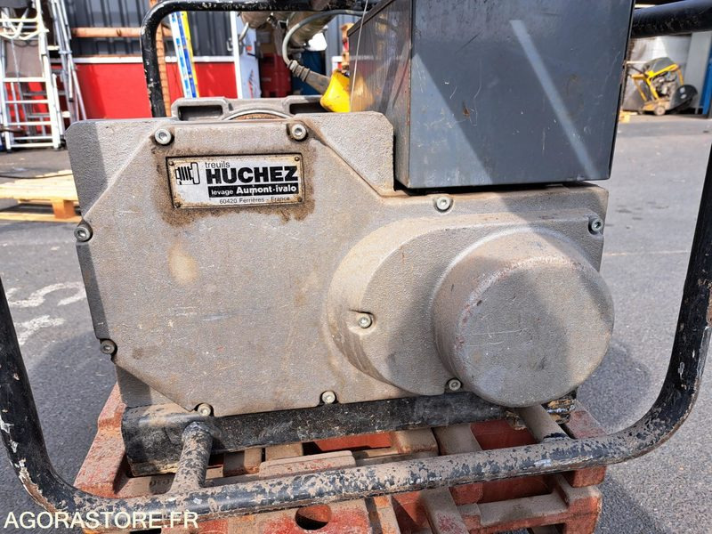 TREUIL ELECTRIQUE - Építőipari berendezések: 4 kép. TREUIL ELECTRIQUE - Építőipari berendezések: 4 kép.